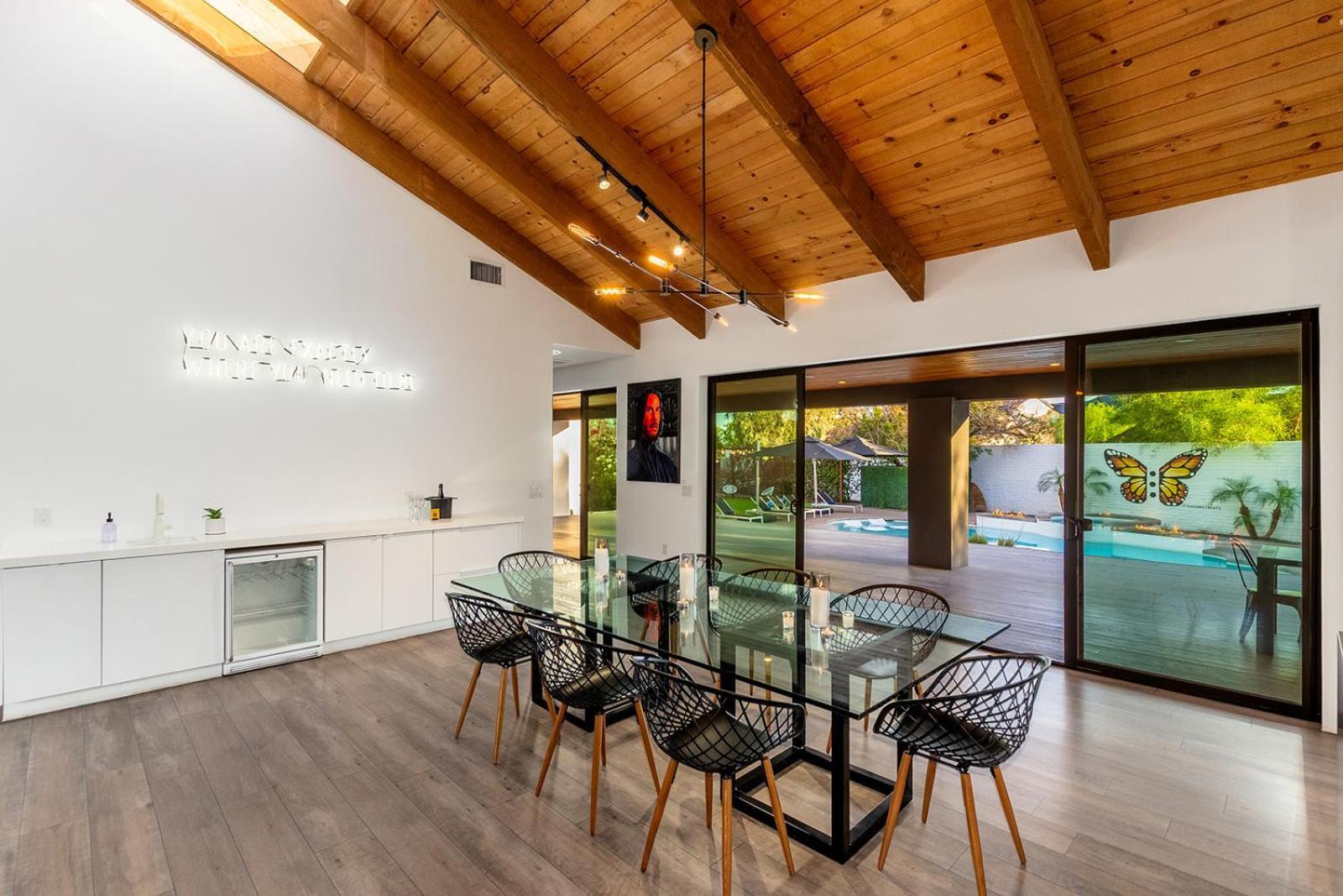 Luxury Micro-Resort, Theater, Sauna, Heated Pool Финикс Екстериор снимка